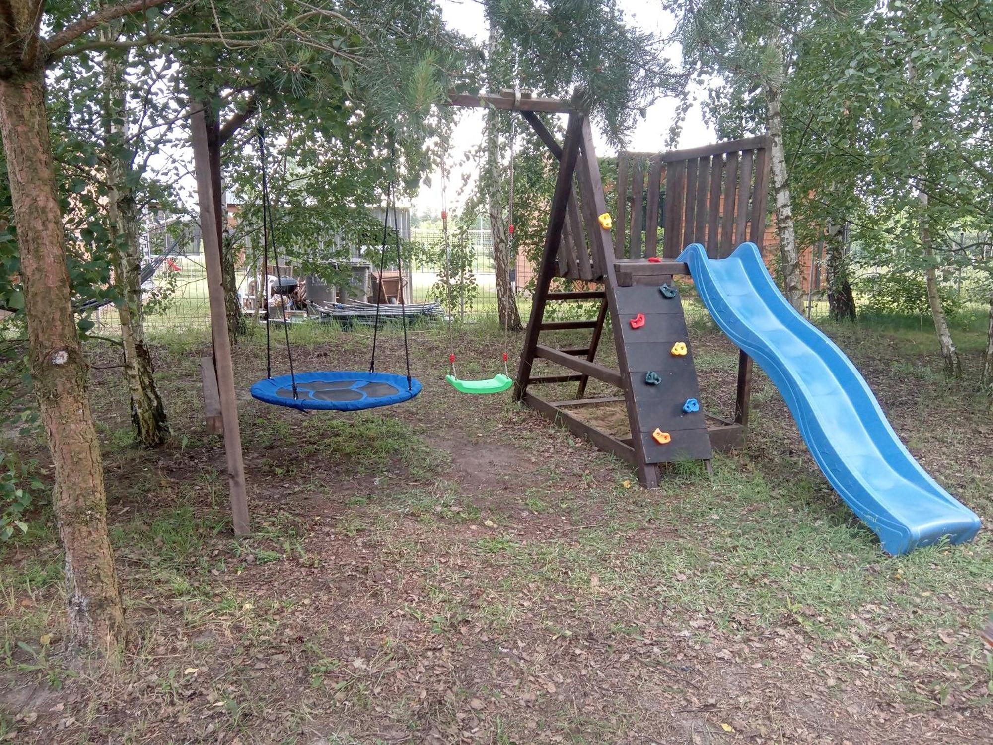 Nad Jeziorem Treby Stare